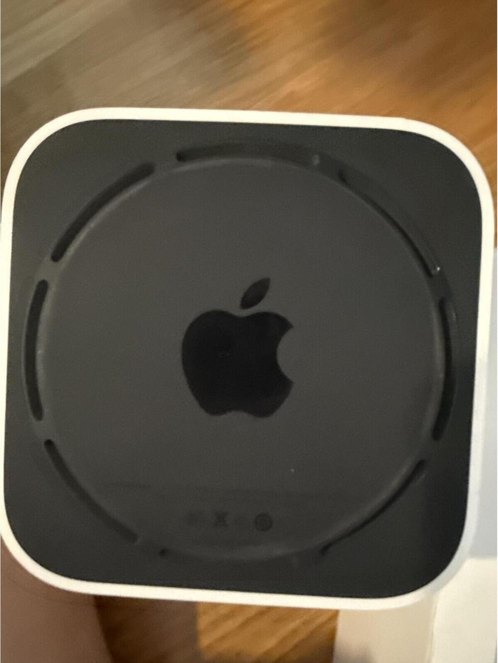 Apple AirPort Extreme Wireless Router Base Station - Picture 4 of 4